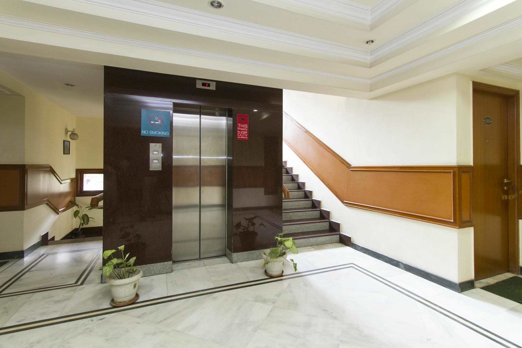 Oyo Majestic 2 Hotel 3*