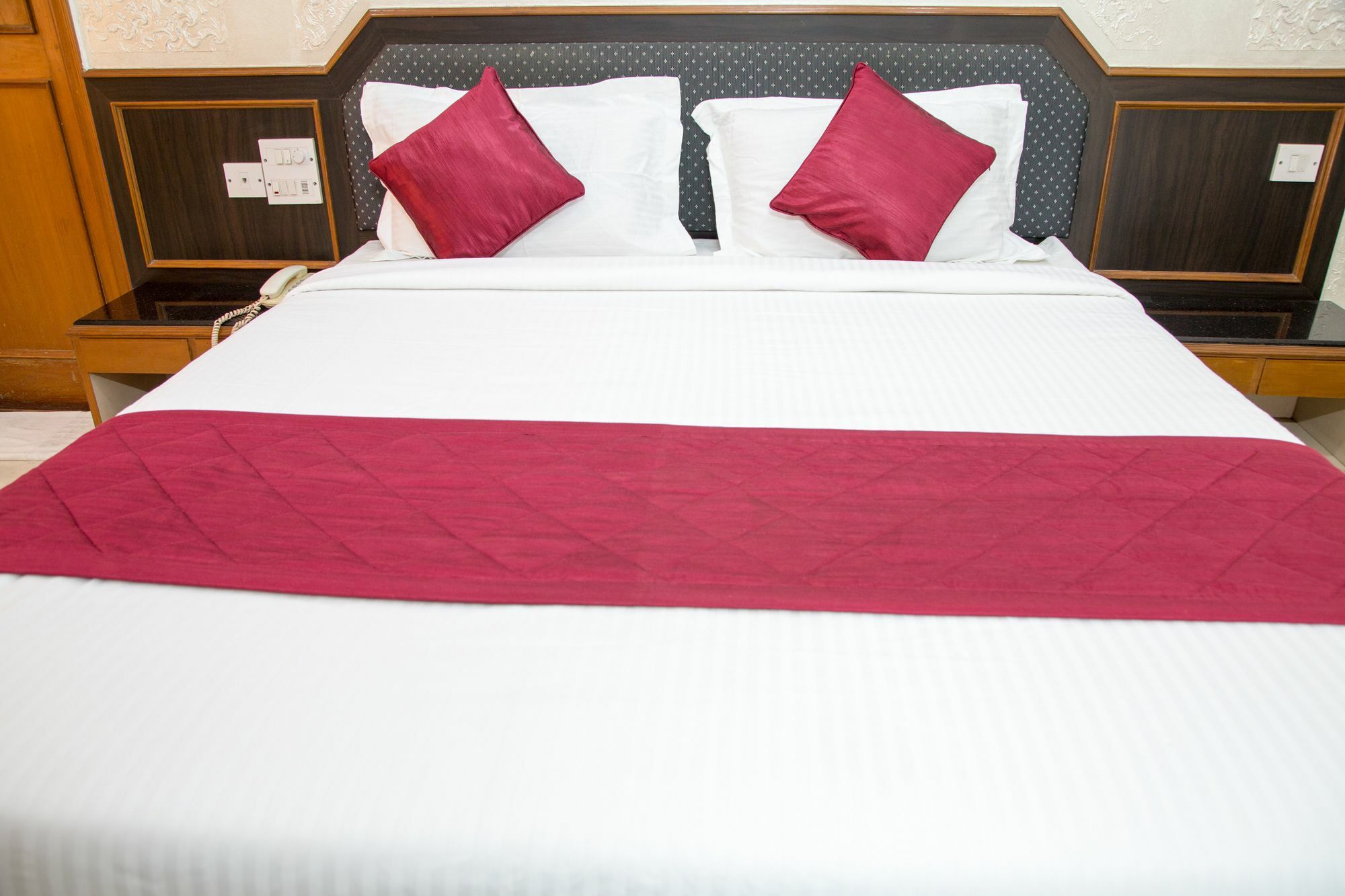 Oyo Majestic 2 Hotel