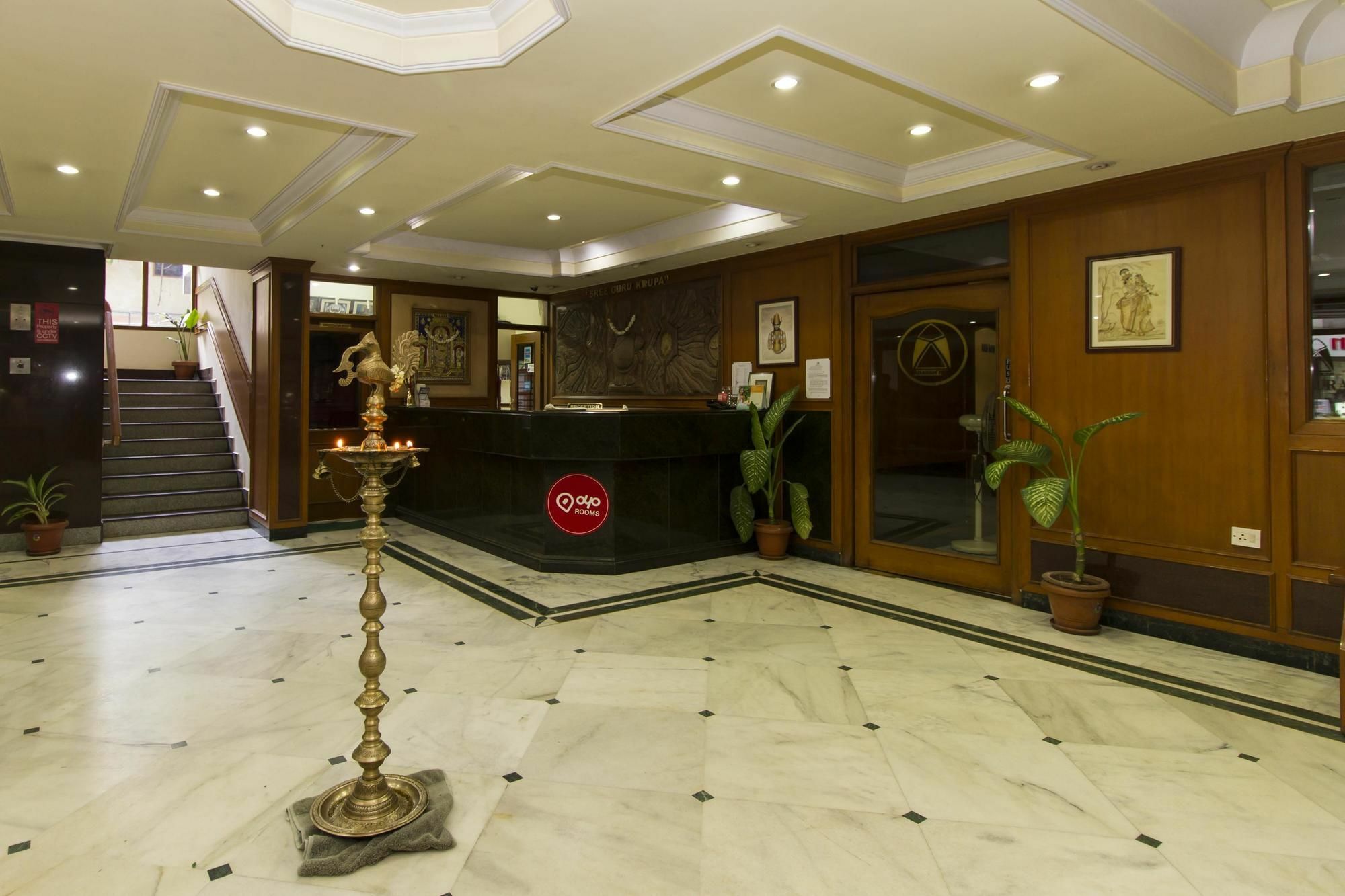 Oyo Majestic 2
