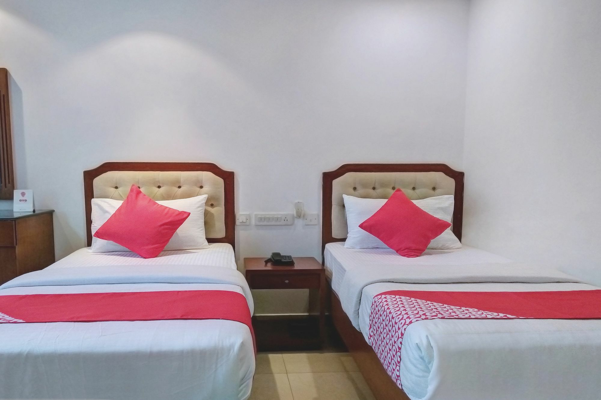 Oyo 3837 Confido Hotel 2*