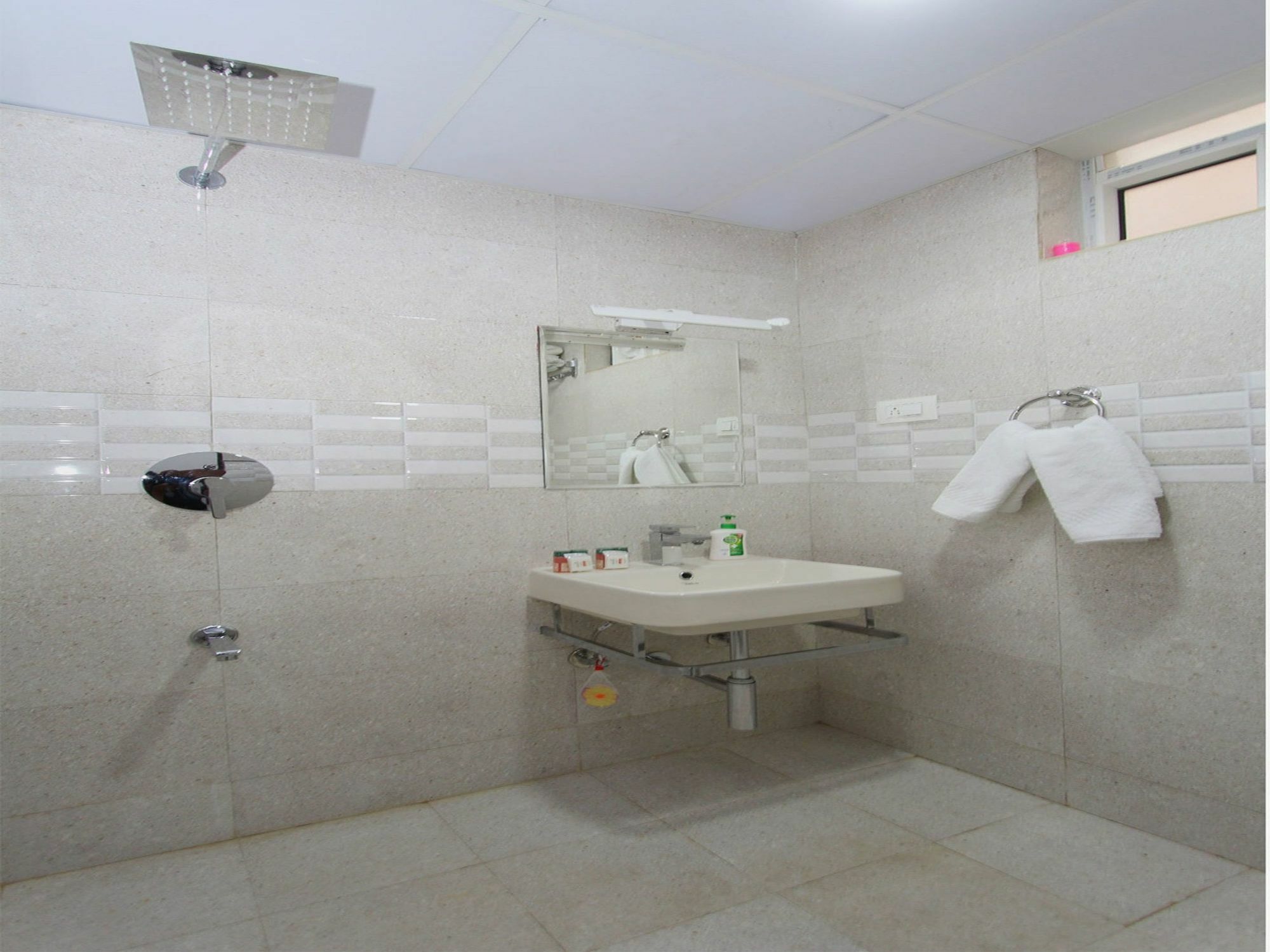 Hotel Oyo 8480 A2b Electronic Bangalore