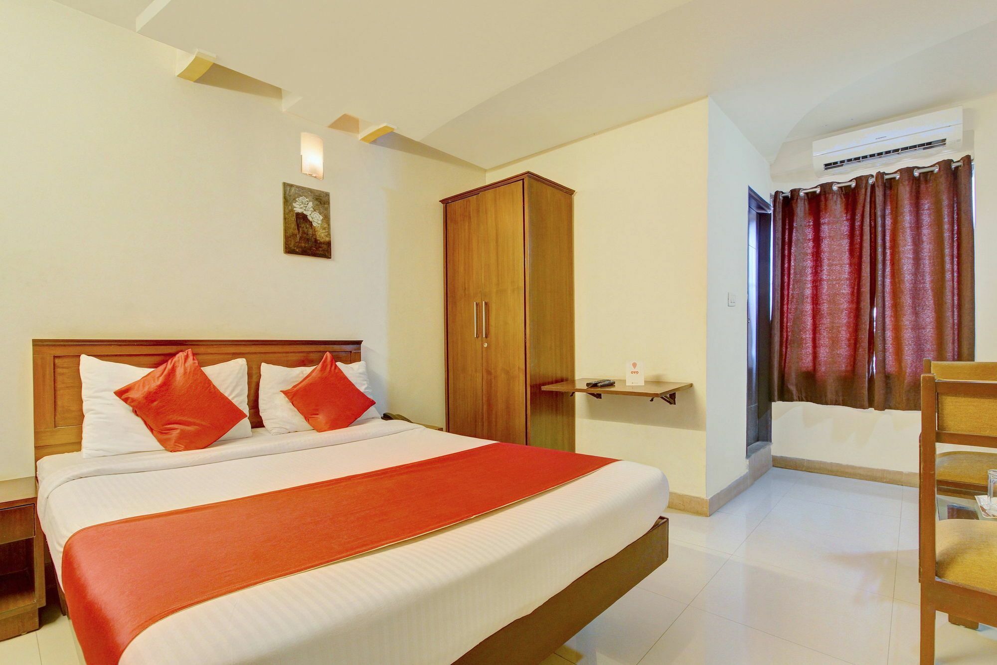 Hotel Oyo 8002 Sri Sai 2*