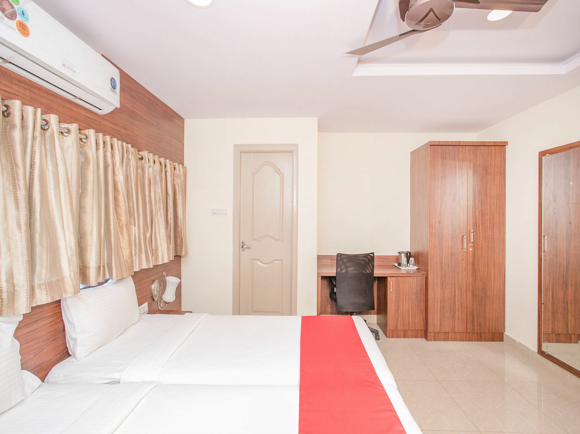 Blue Bell Hotel 3*