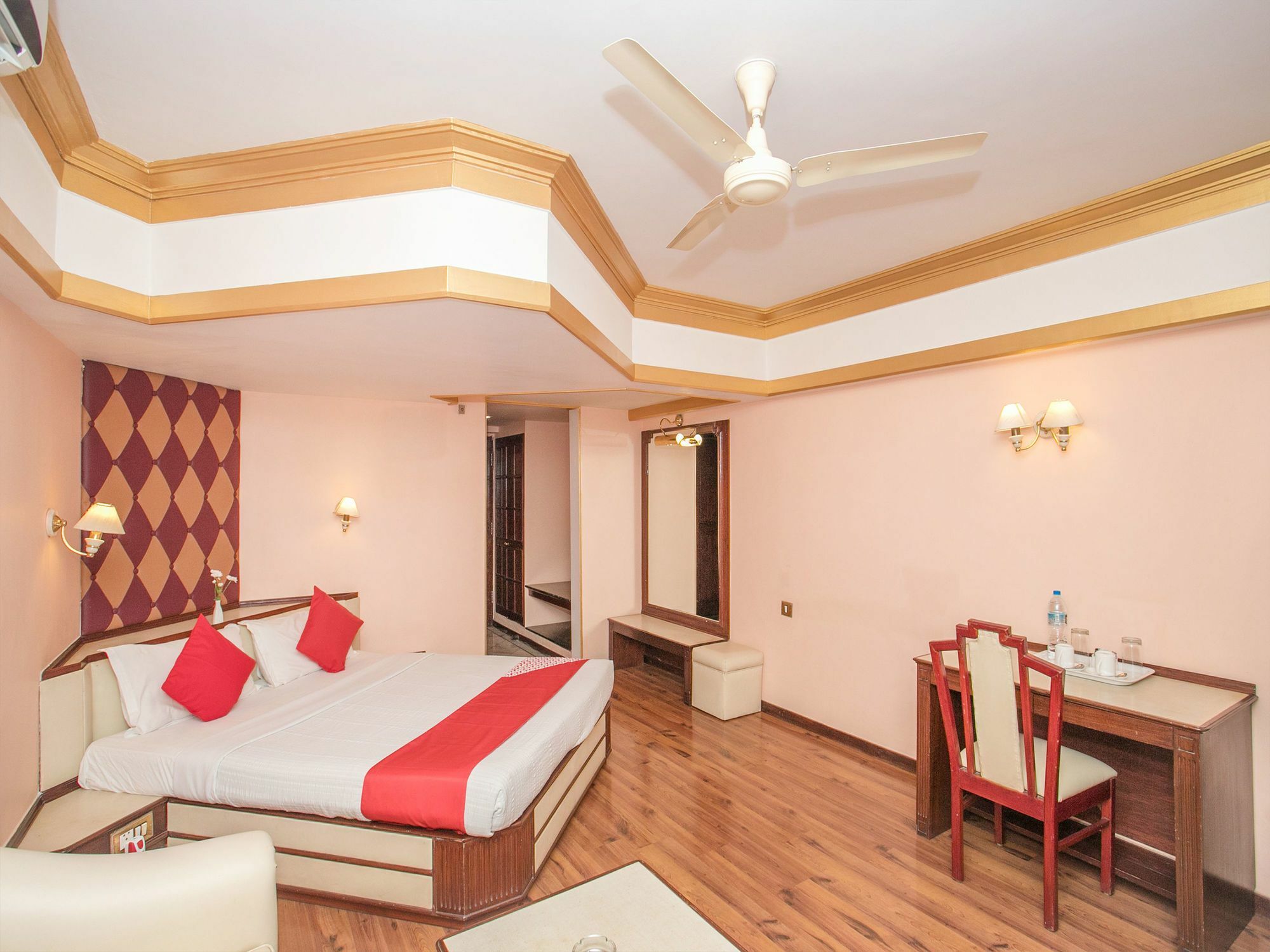 Hotel Capital O 2379 Nahar Heritage