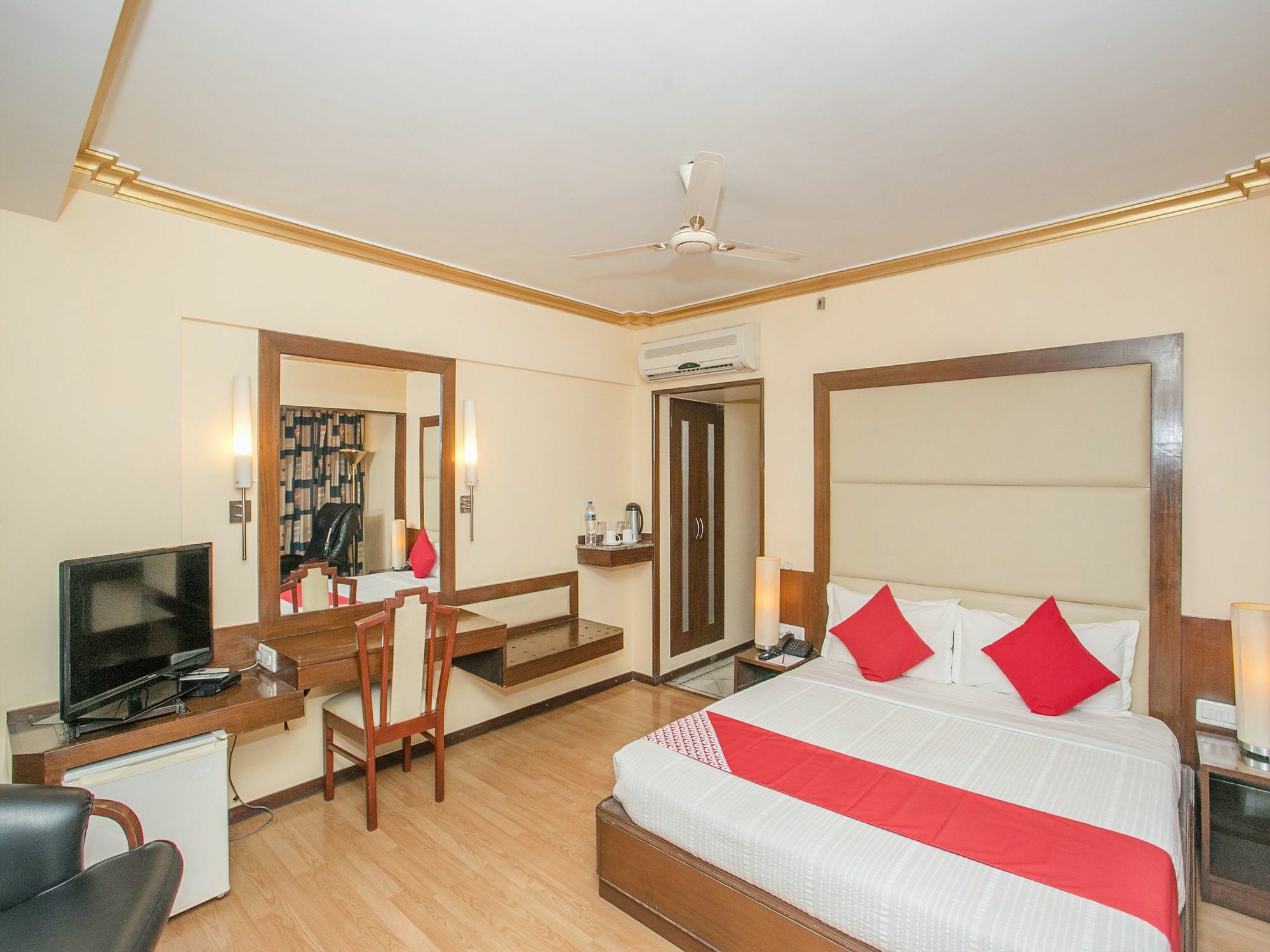 Capital O 2379 Nahar Heritage 3*