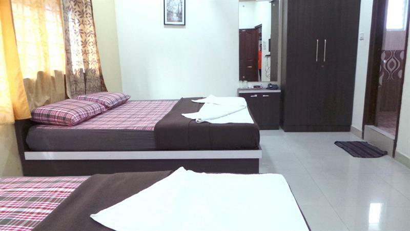 Lusia Hotel *