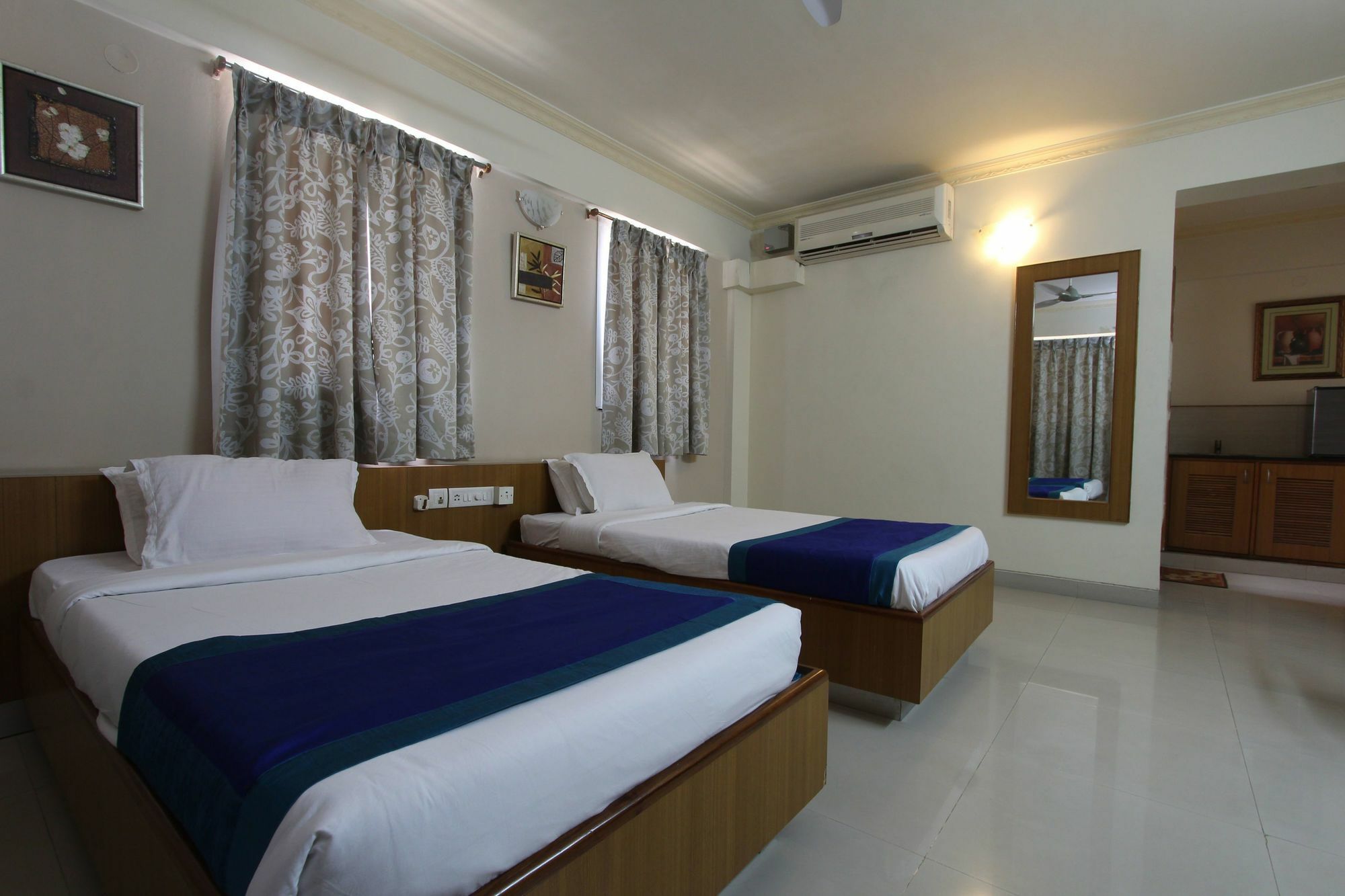 Hotel Oyo 8252 Aayush Corporate Bangalore