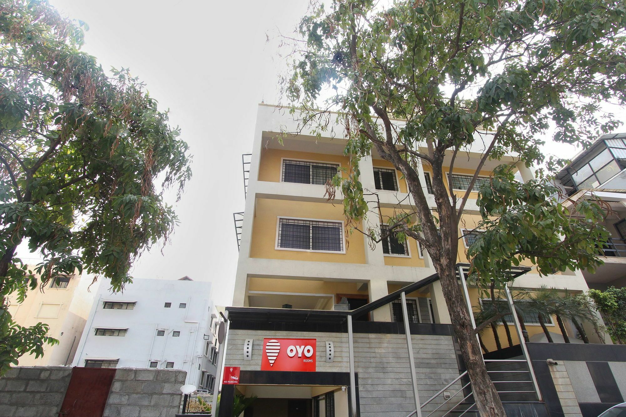 Hotel Oyo 8252 Aayush Corporate Bangalore