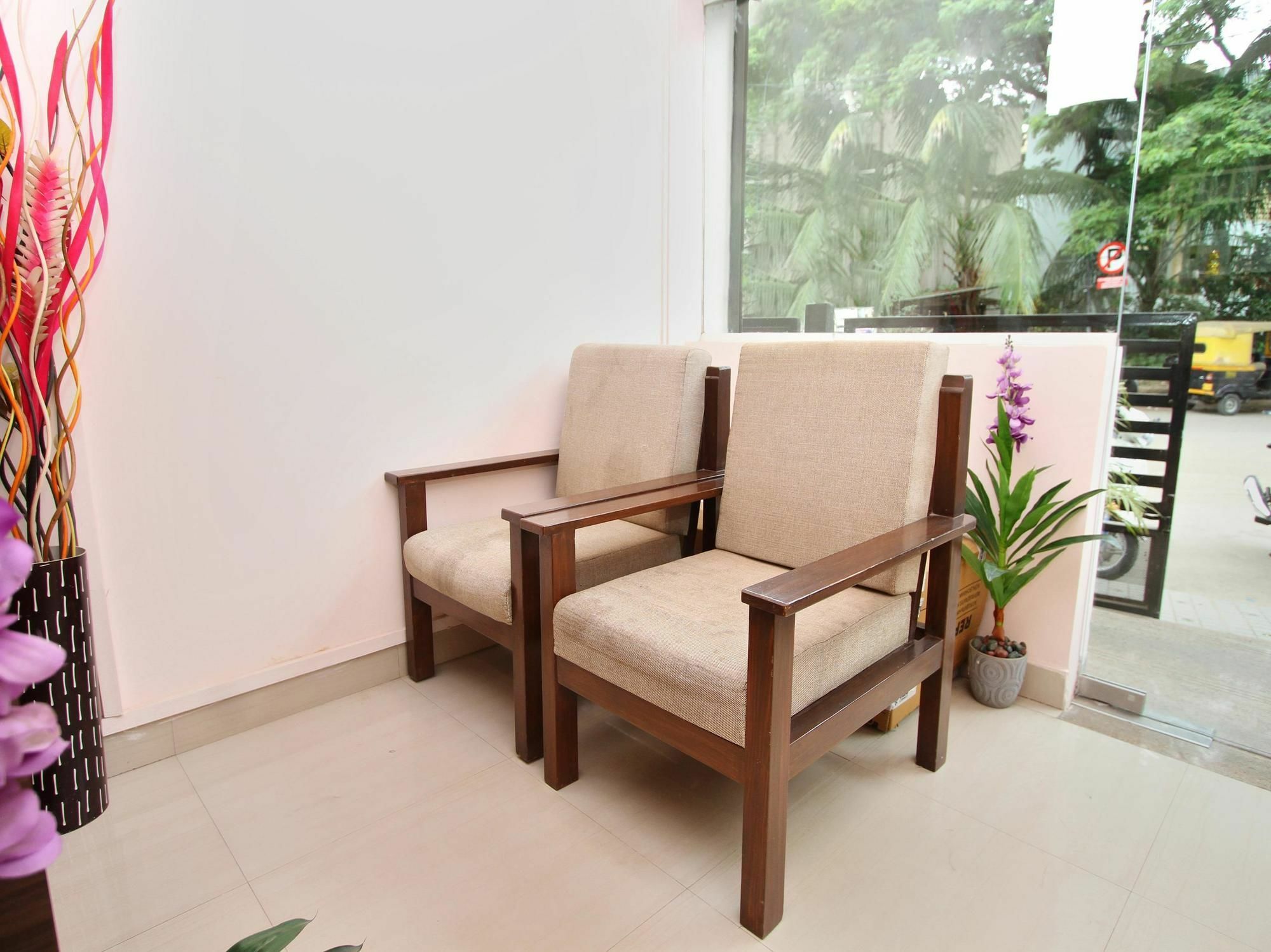 Hotel Oyo 2235 Indira Nagar
