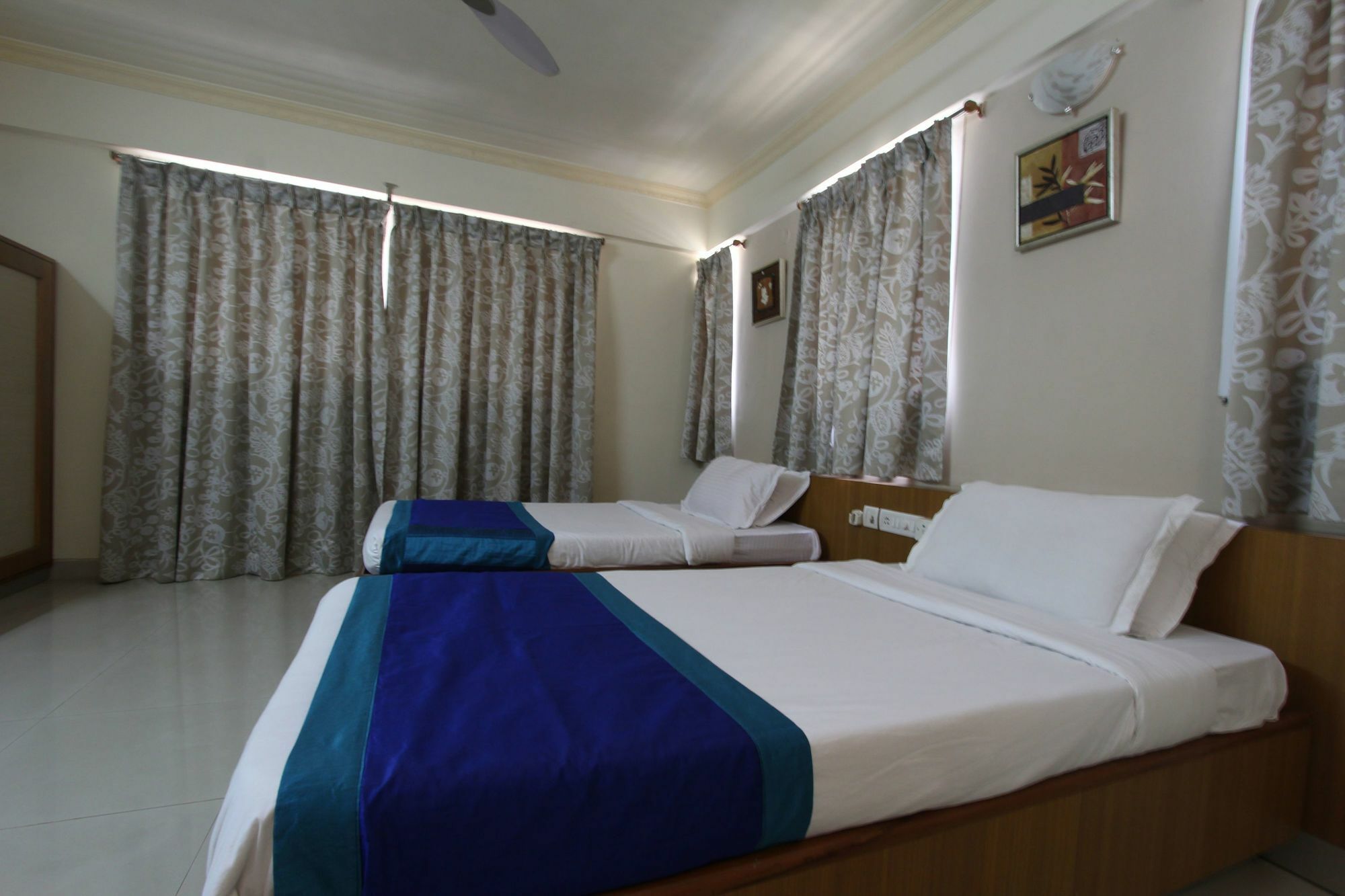 Hotel Oyo 8252 Aayush Corporate 2*