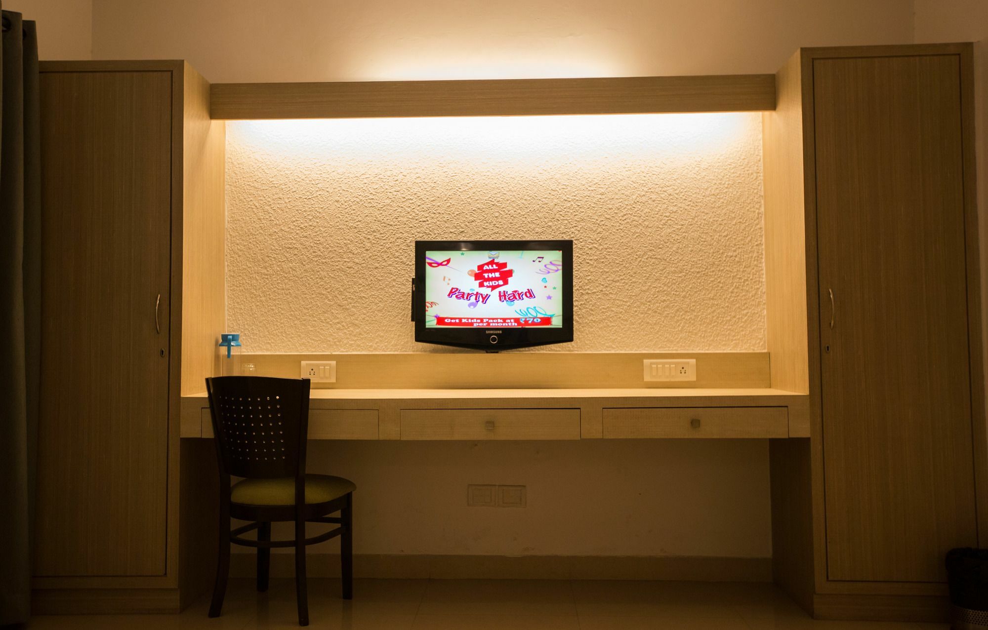 Sherwood Suites Hotel