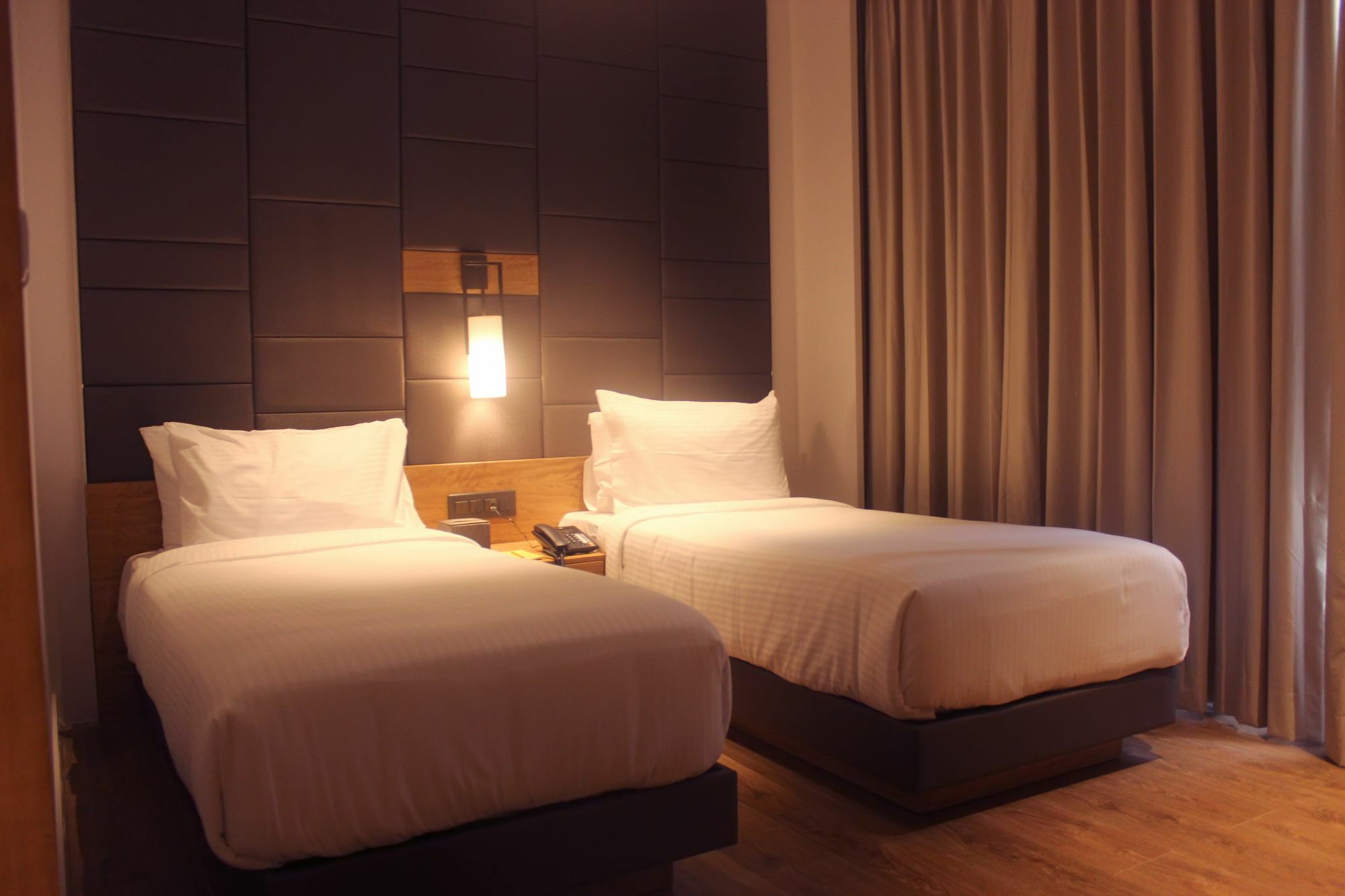 Fountain Tree By Tgi Hotel 3*