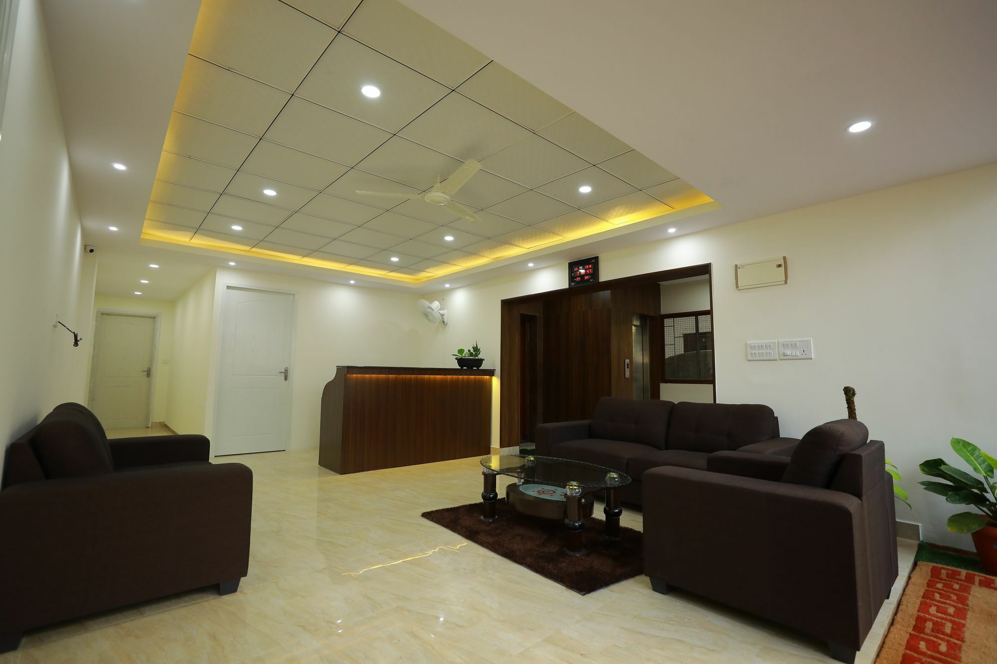 Fabhotel Oakwey - Indiranagar