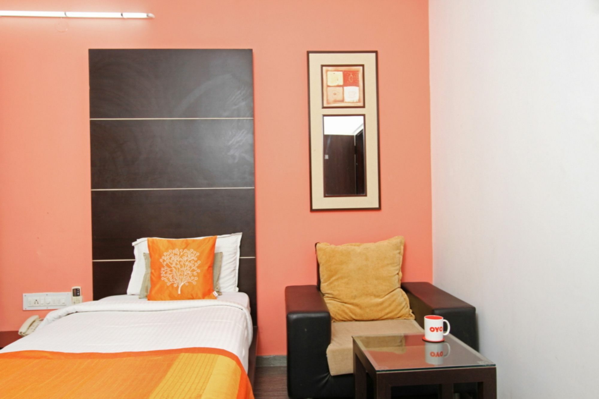 Hotel Capital O 3740 Golden Sands 3*