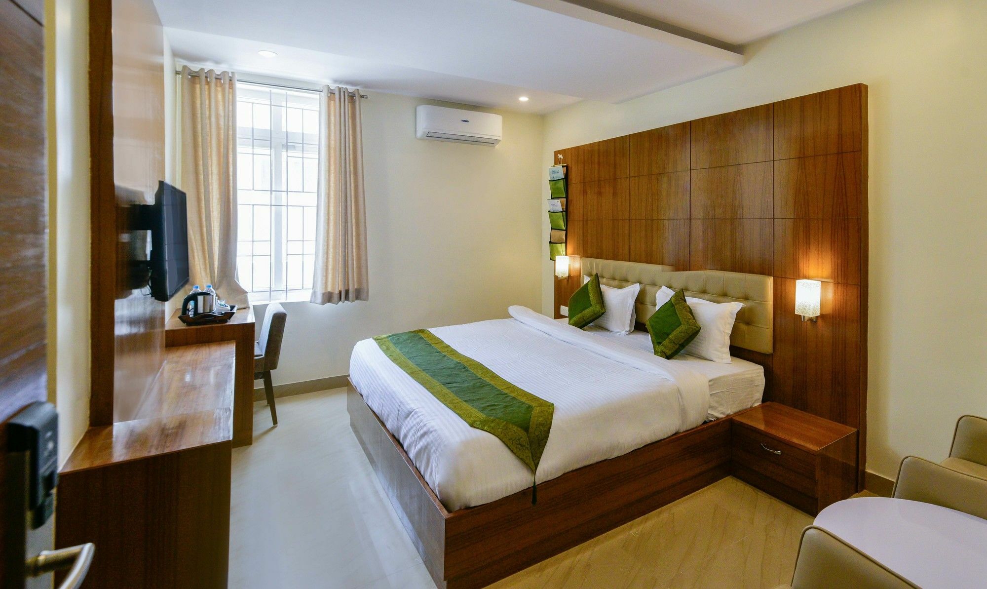 Treebo Kanaka Grand 3* Bangalore