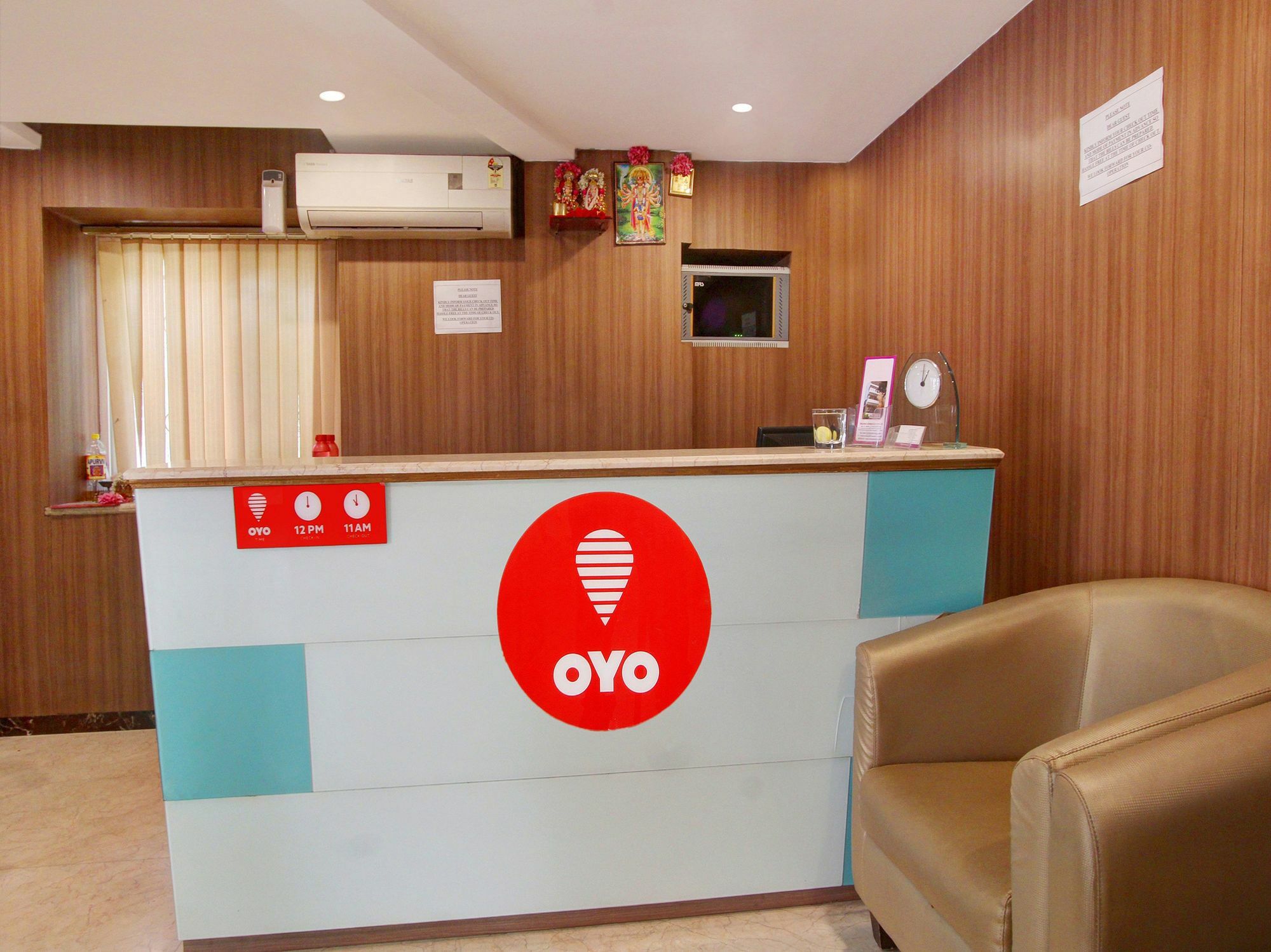 Oyo 14796 Hiland Hotel