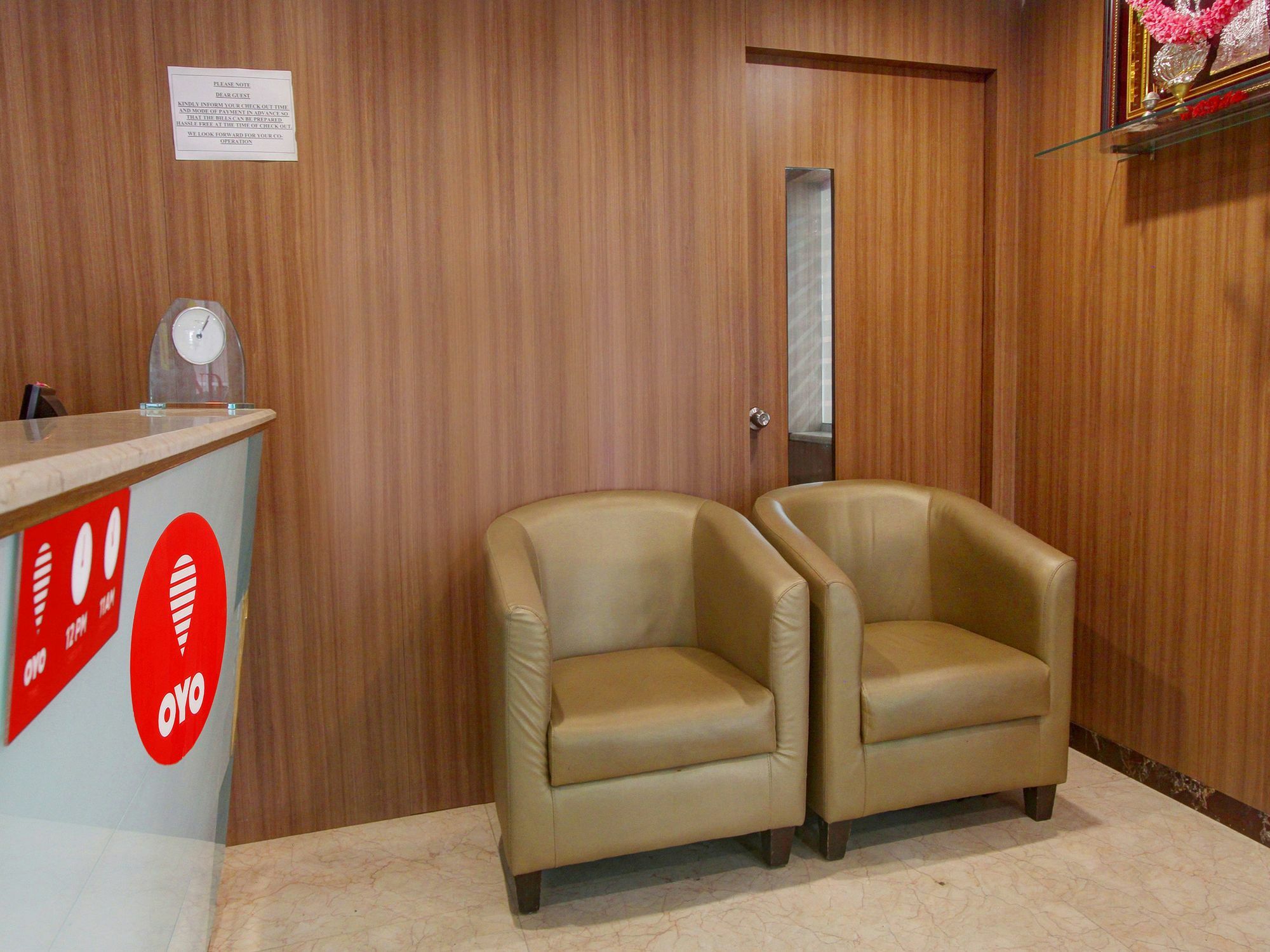Oyo 14796 Hiland 2* Bangalore