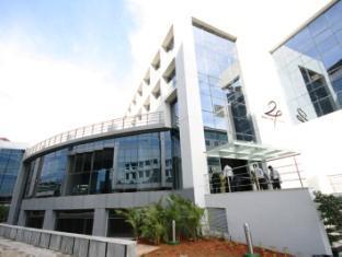 24 Tech Hotel 3*