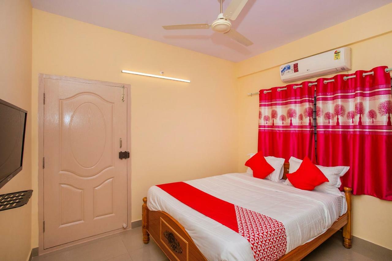 Hotel Oyo 25032 Seven Hills Guestline
