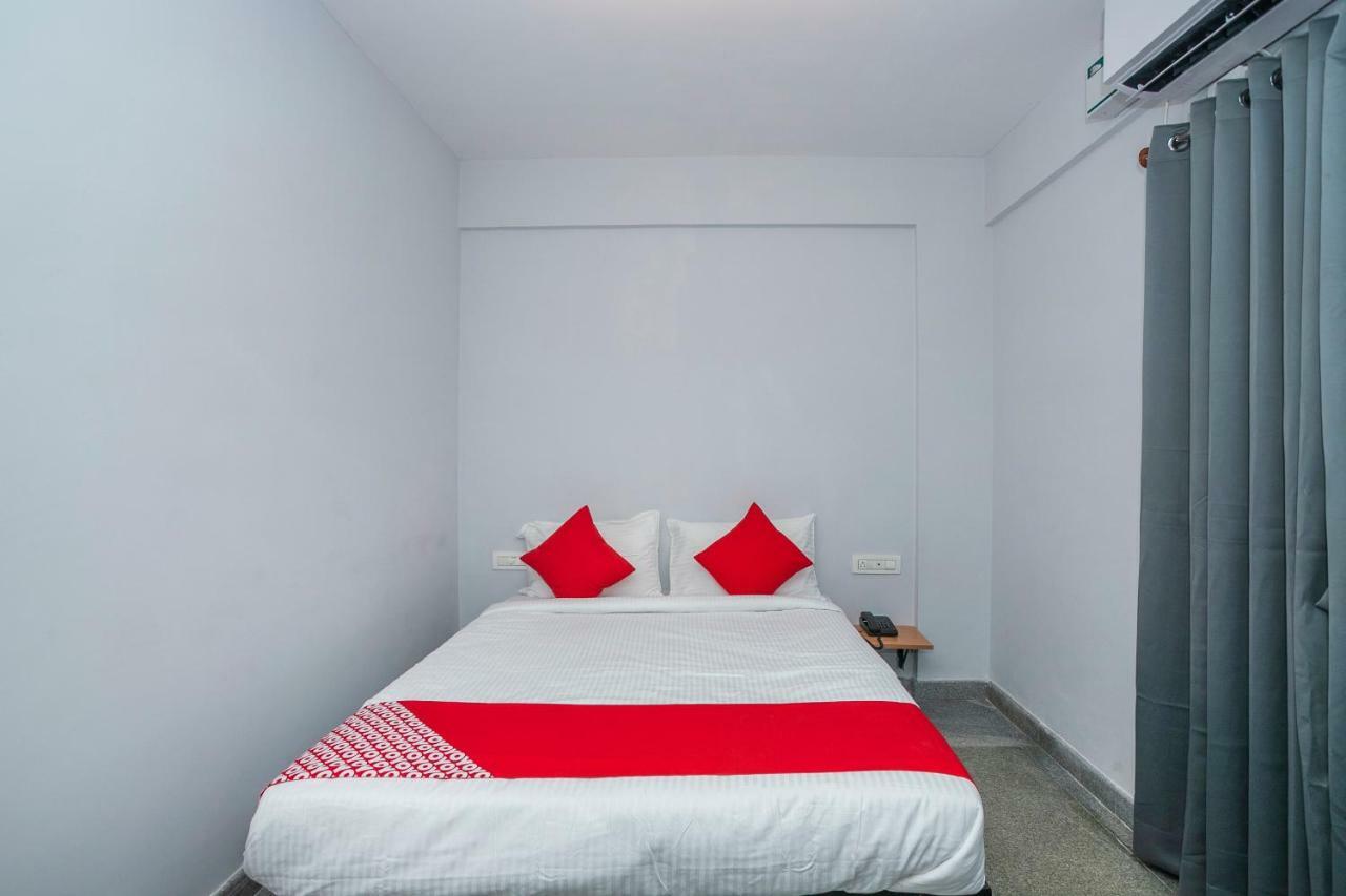 Oyo Flagship 29560 Bgs Gleneagles Global Hospital