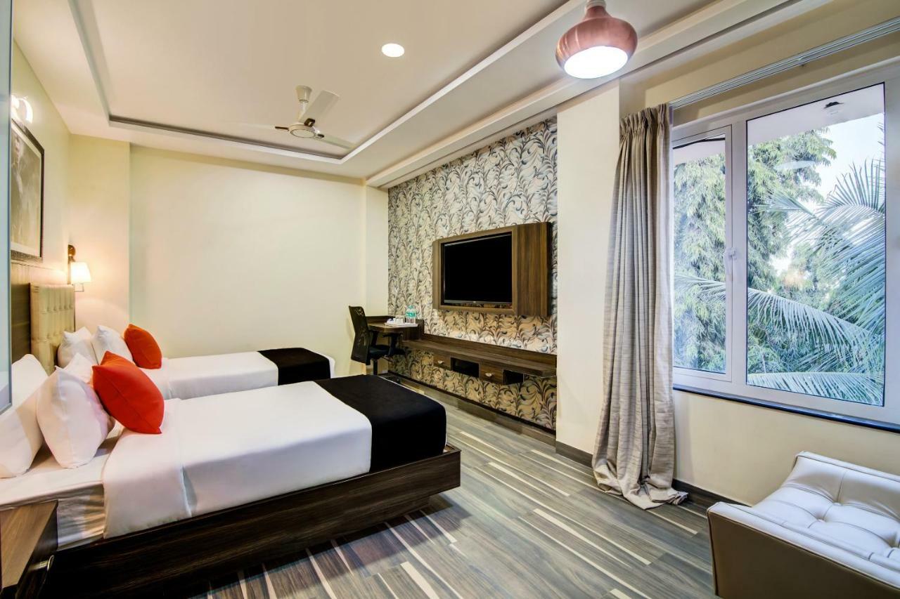 Capital O 18788 Phoenix & Hotel 3*