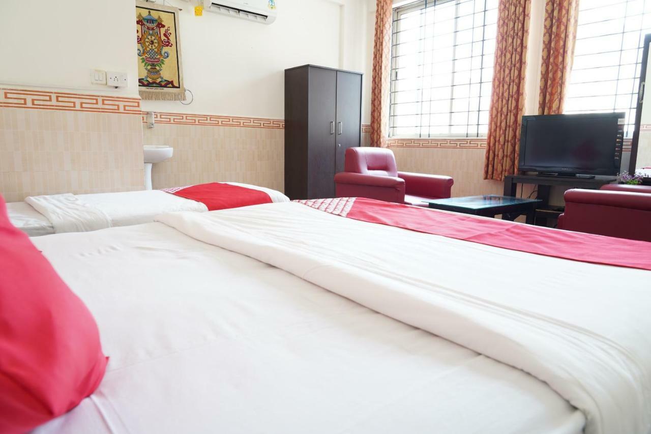 Hotel Oyo 41938 Tibet 3*