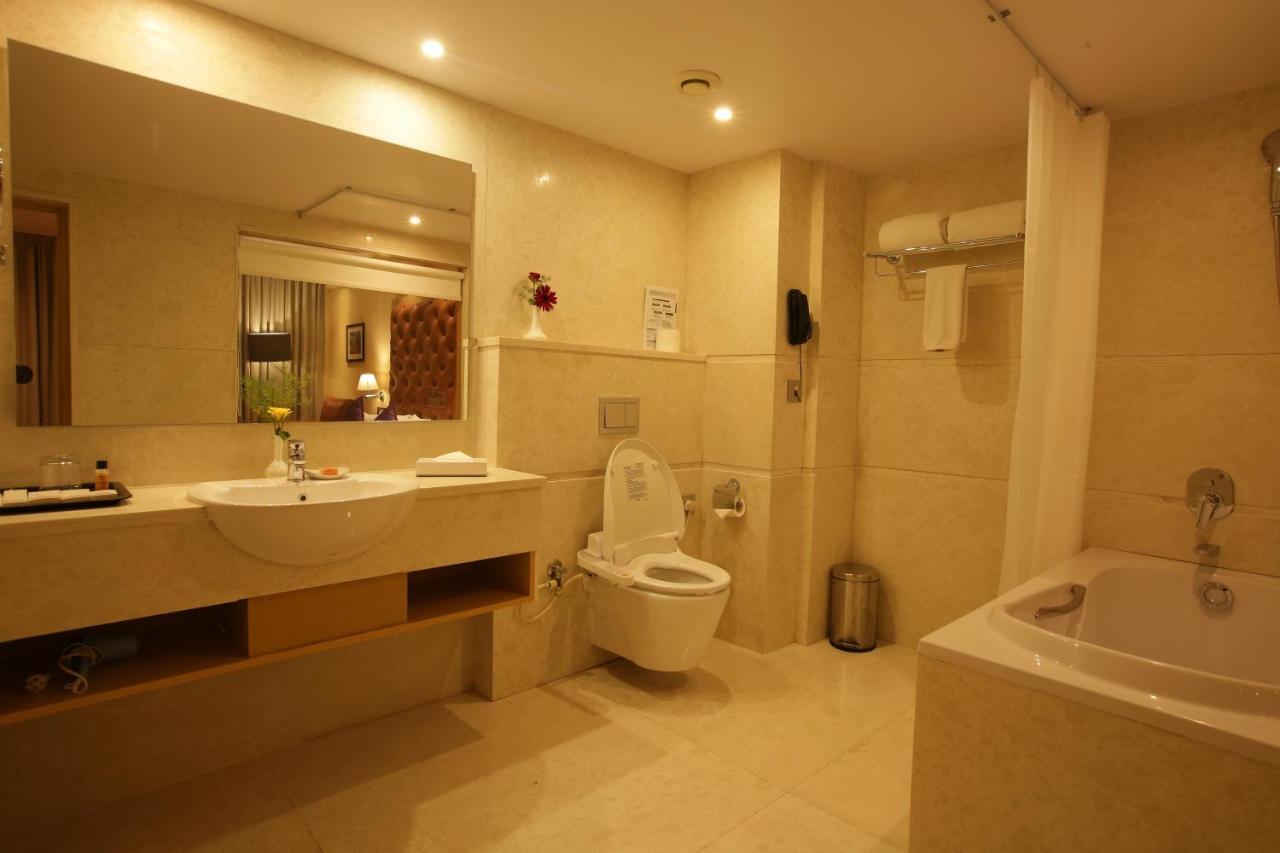 The Chancery 4* Bangalore