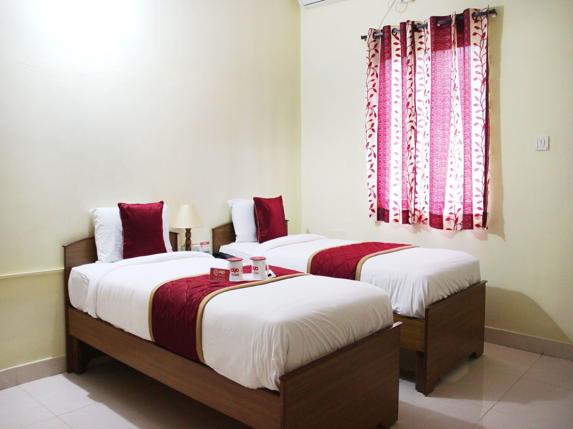 Oyo 2998 Honeydew Habitat 2* Bangalore