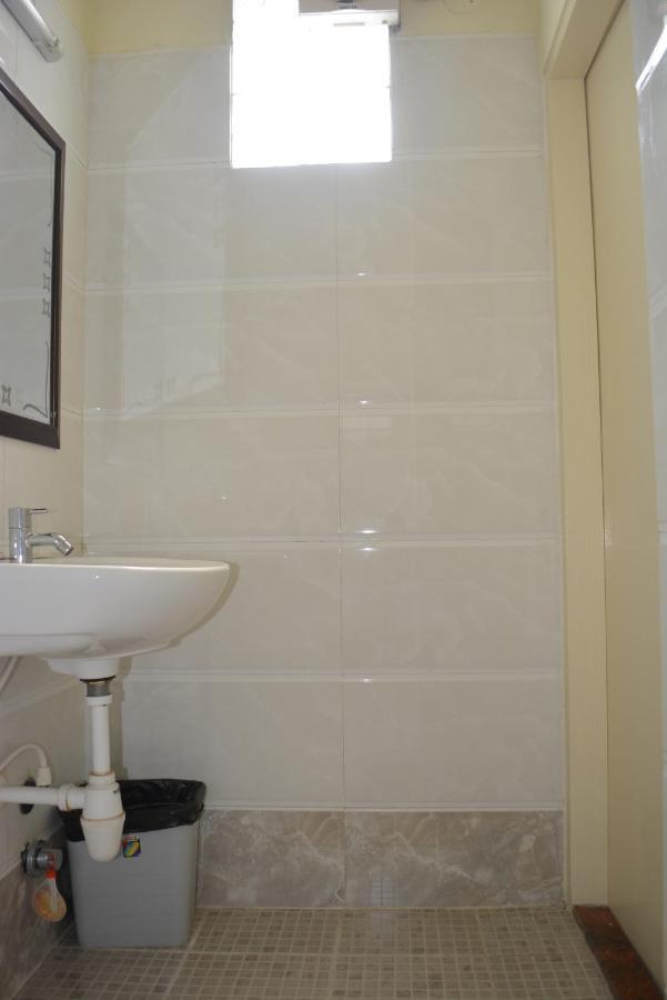 Emerald Koramangala Hotel 2*