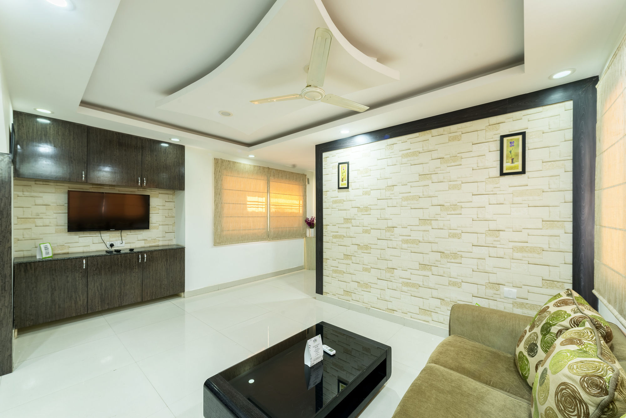 Treebo Shree Krishn Comfort 2*