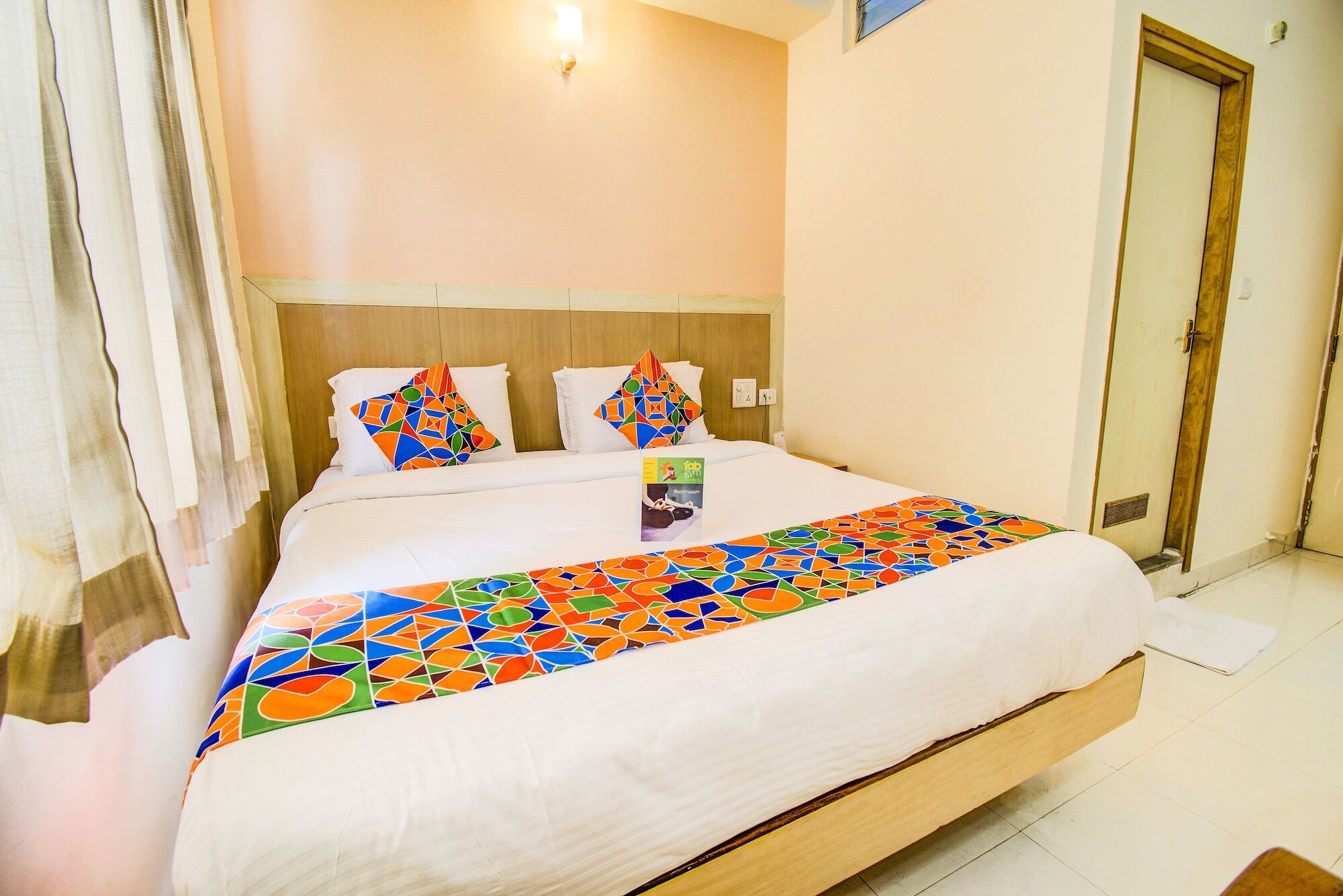 Fabexpress Speridian Hotel