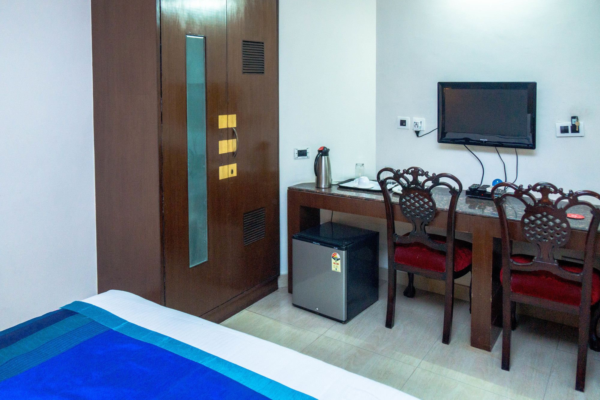 Oyo 5867 Near Sarjapur Outer Ring Road Hotel