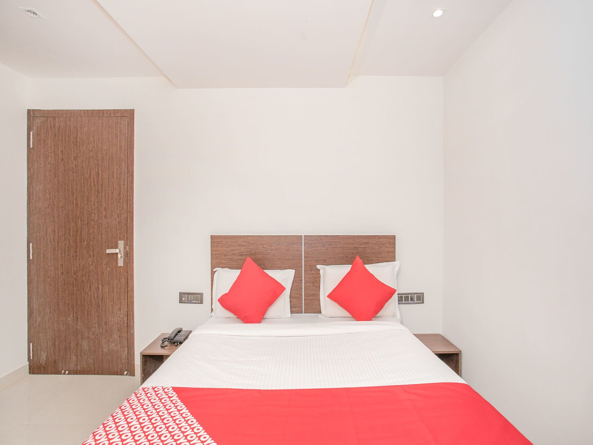 O Corner Golf View Near Embassy Golf Link Business Park 3*
