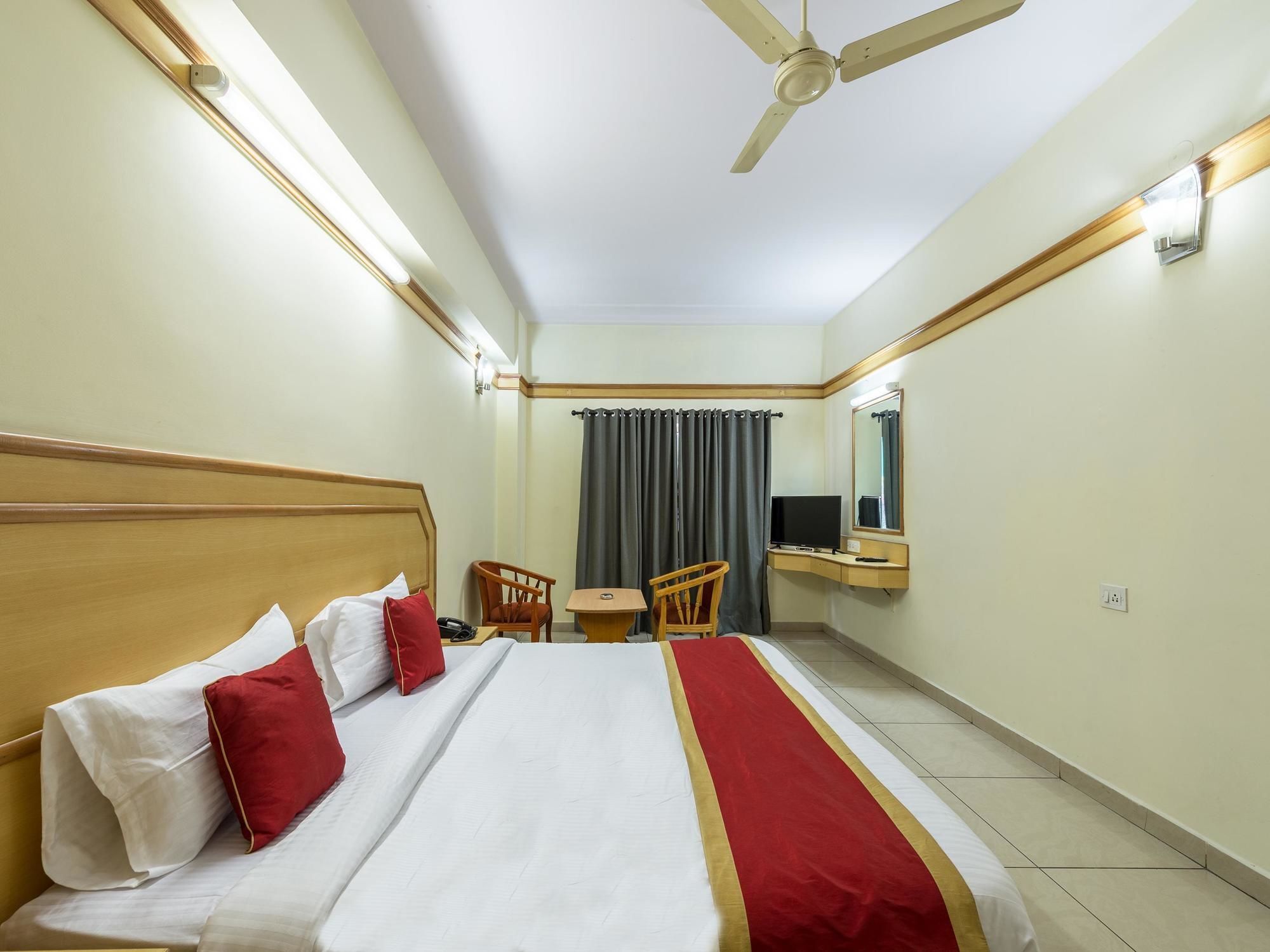 Hotel Oyo Mg Road Trinity Circle