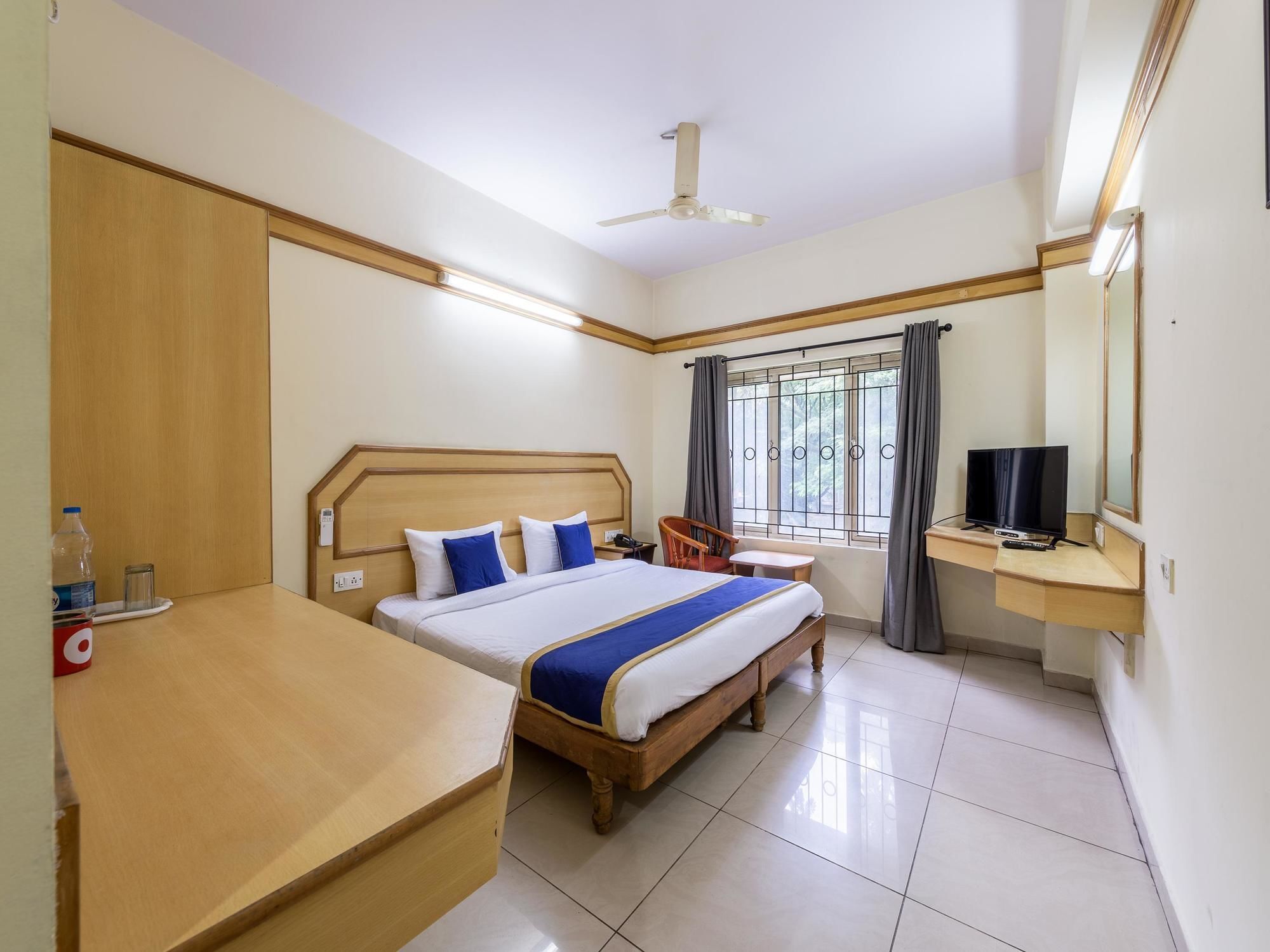 Hotel Oyo Mg Road Trinity Circle 3*