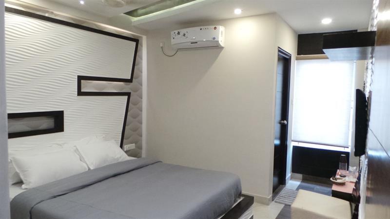Empark 3*