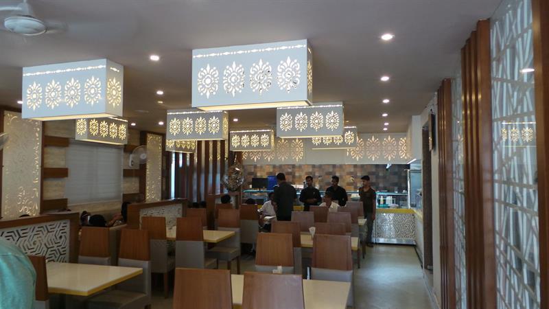Empark Hotel 3*