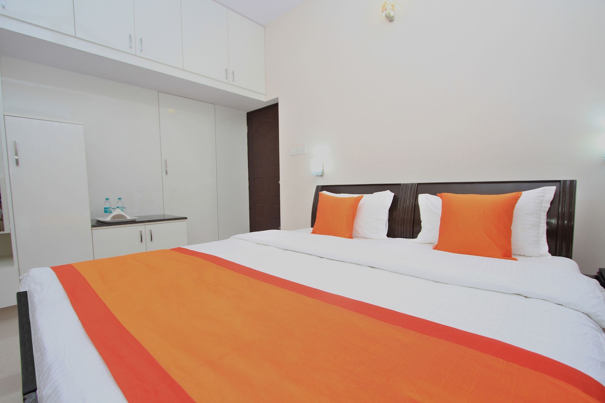 Oyo 9988 Hennur Road Hotel