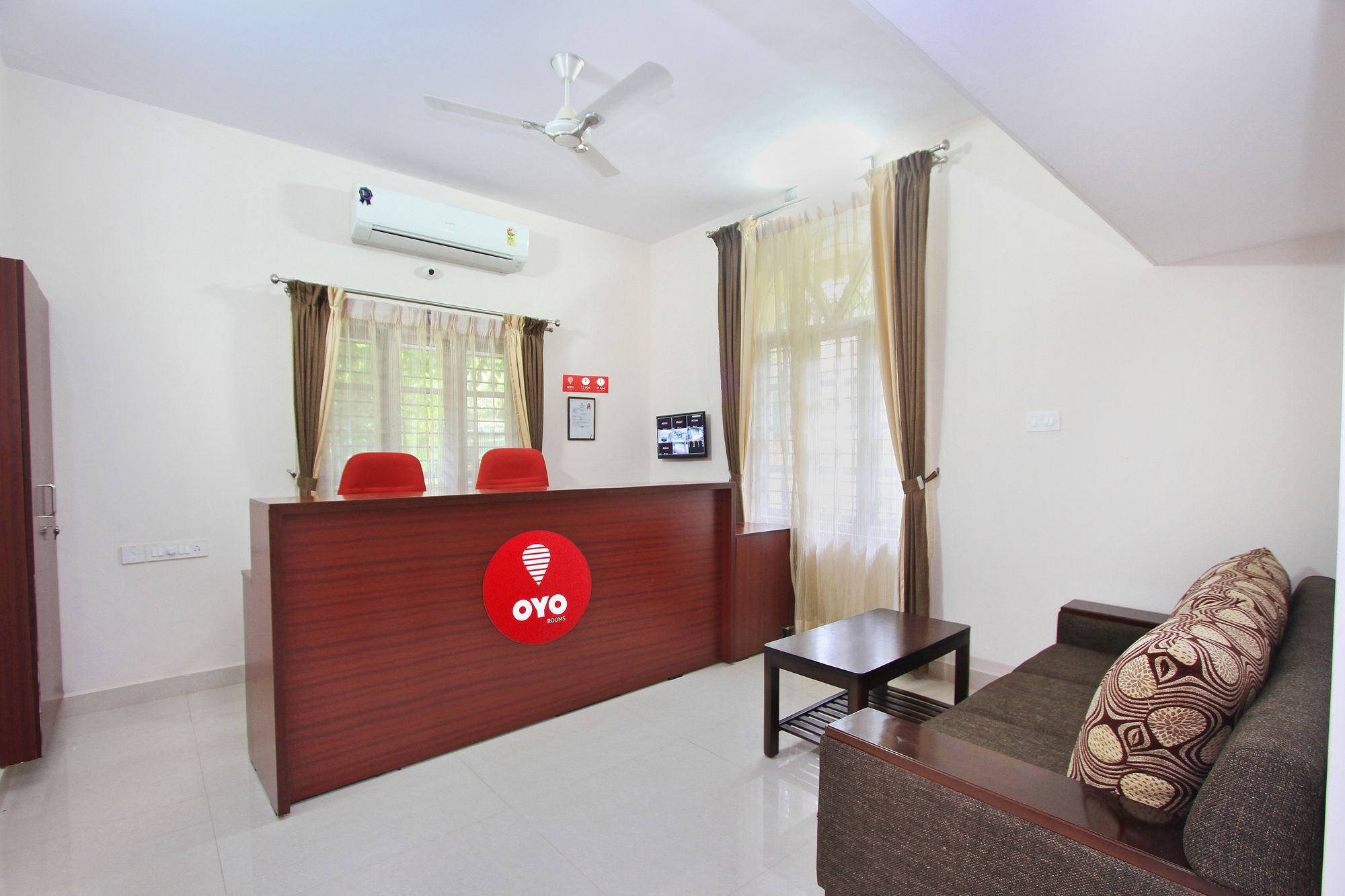 Hotel Oyo 9988 Hennur Road