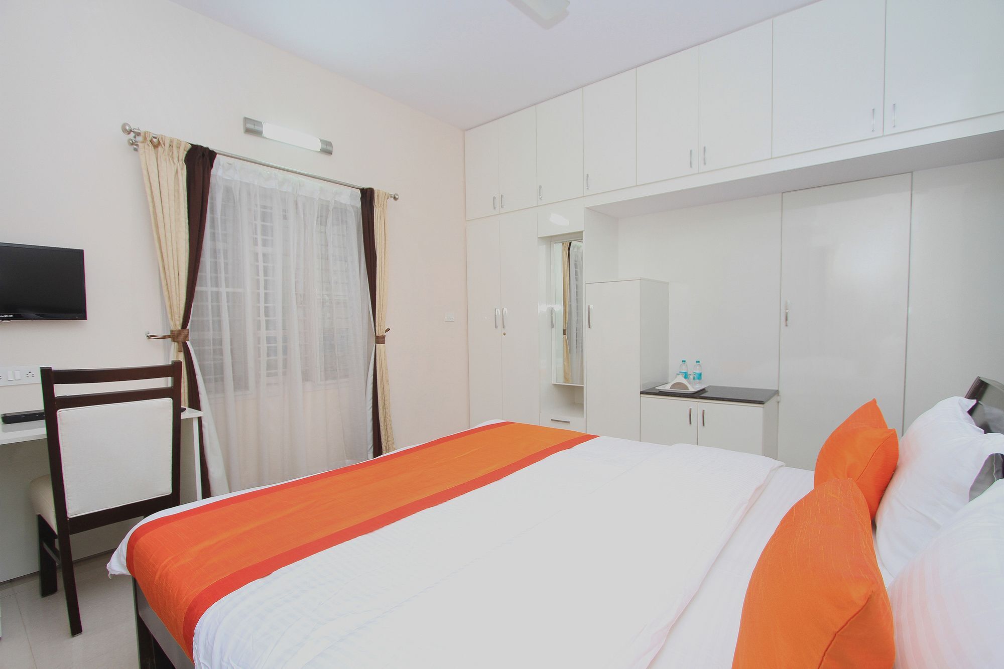 Hotel Oyo 9988 Hennur Road 3*