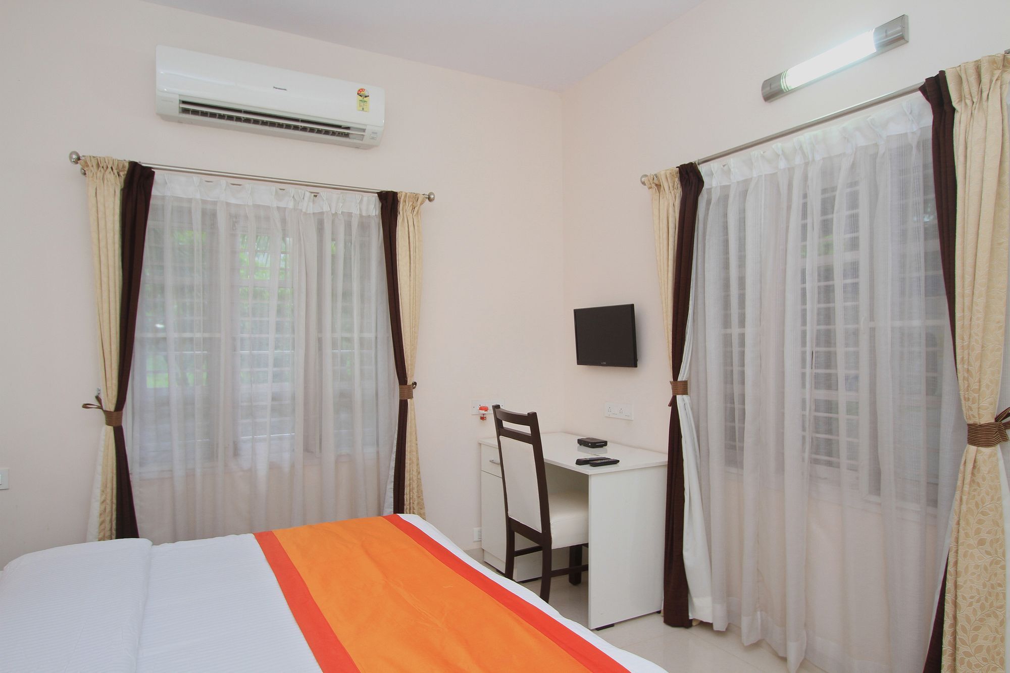 Hotel Oyo 9988 Hennur Road Bangalore