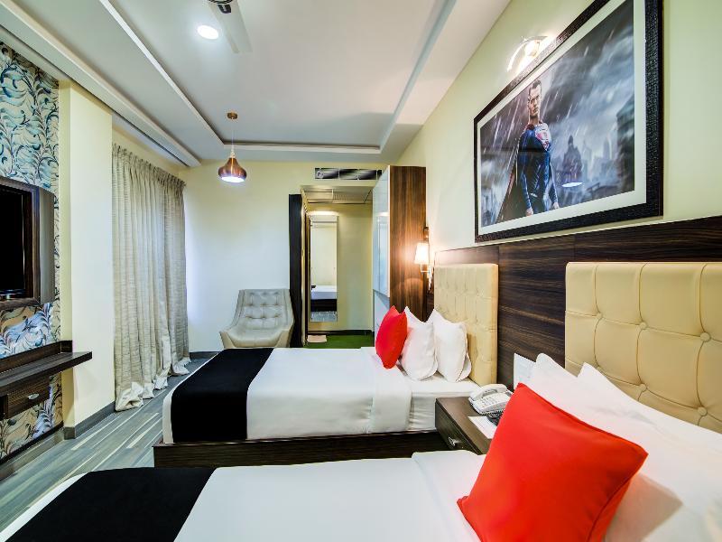 Hotel Capital O 18788 Phoenix & 3*