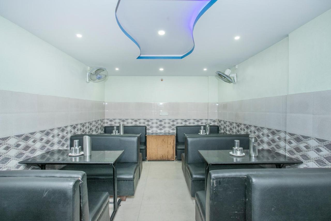 Hotel Oyo Flagship 10363 Sri Balaji & Restaurent Bangalore