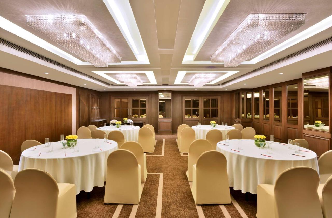 Radisson Blu Atria 5*