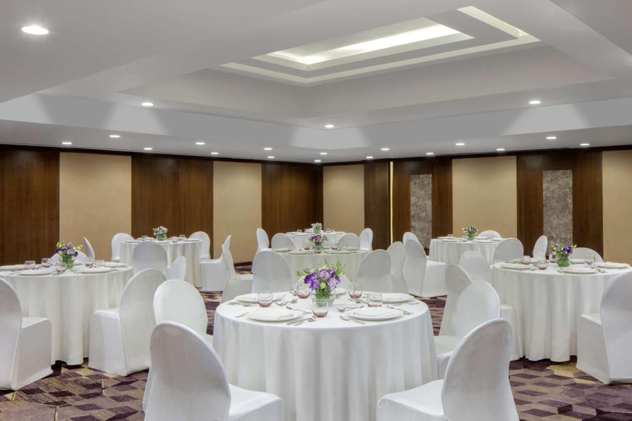 Hotel Radisson Blu Atria Bangalore