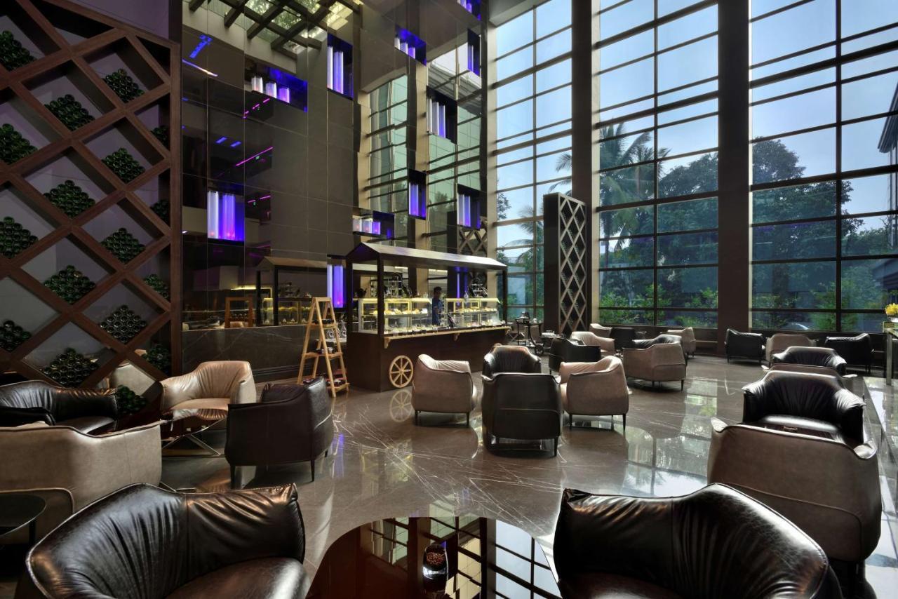 Radisson Blu Atria 5*