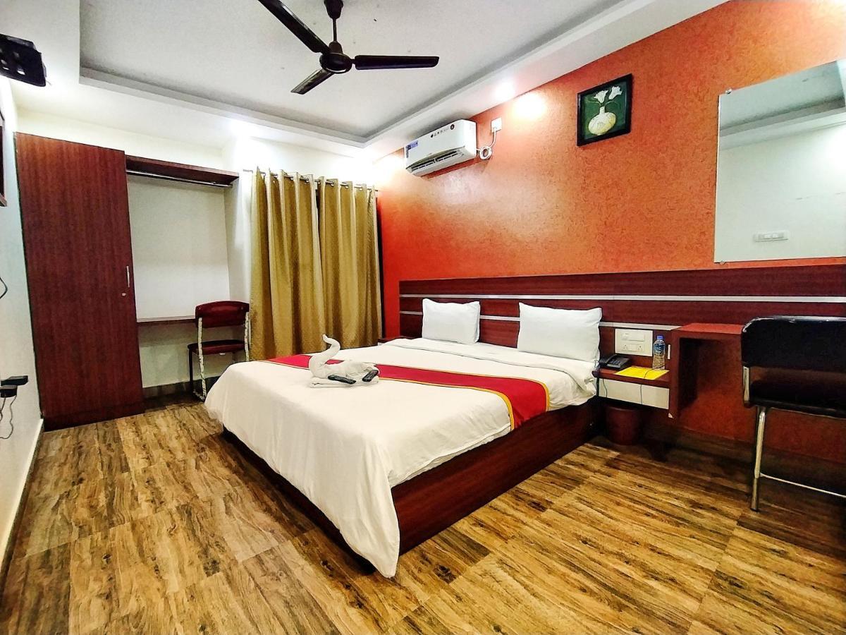 Palm Hotel Bangalore