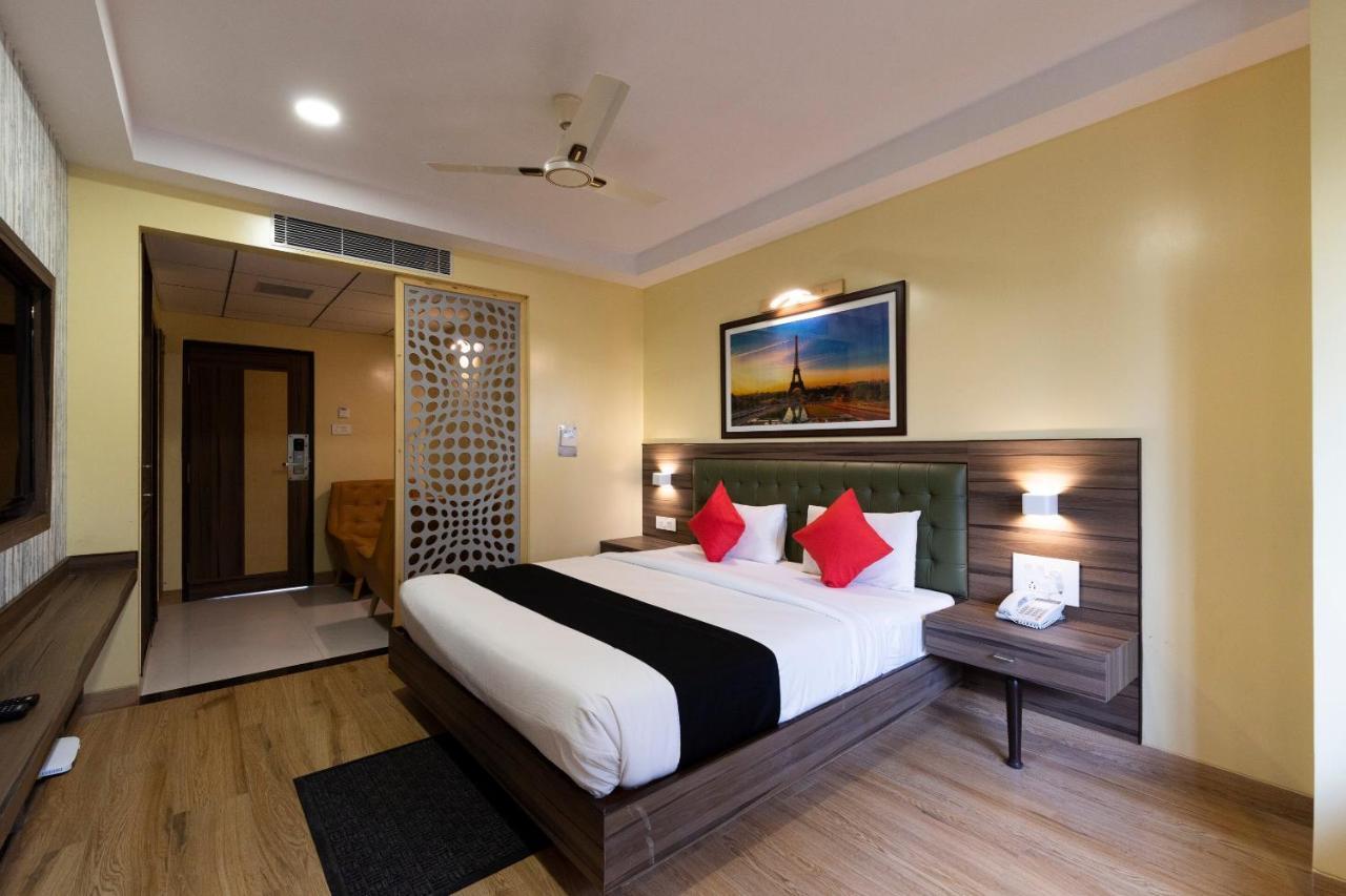 Hotel Capital O 18788 Phoenix &