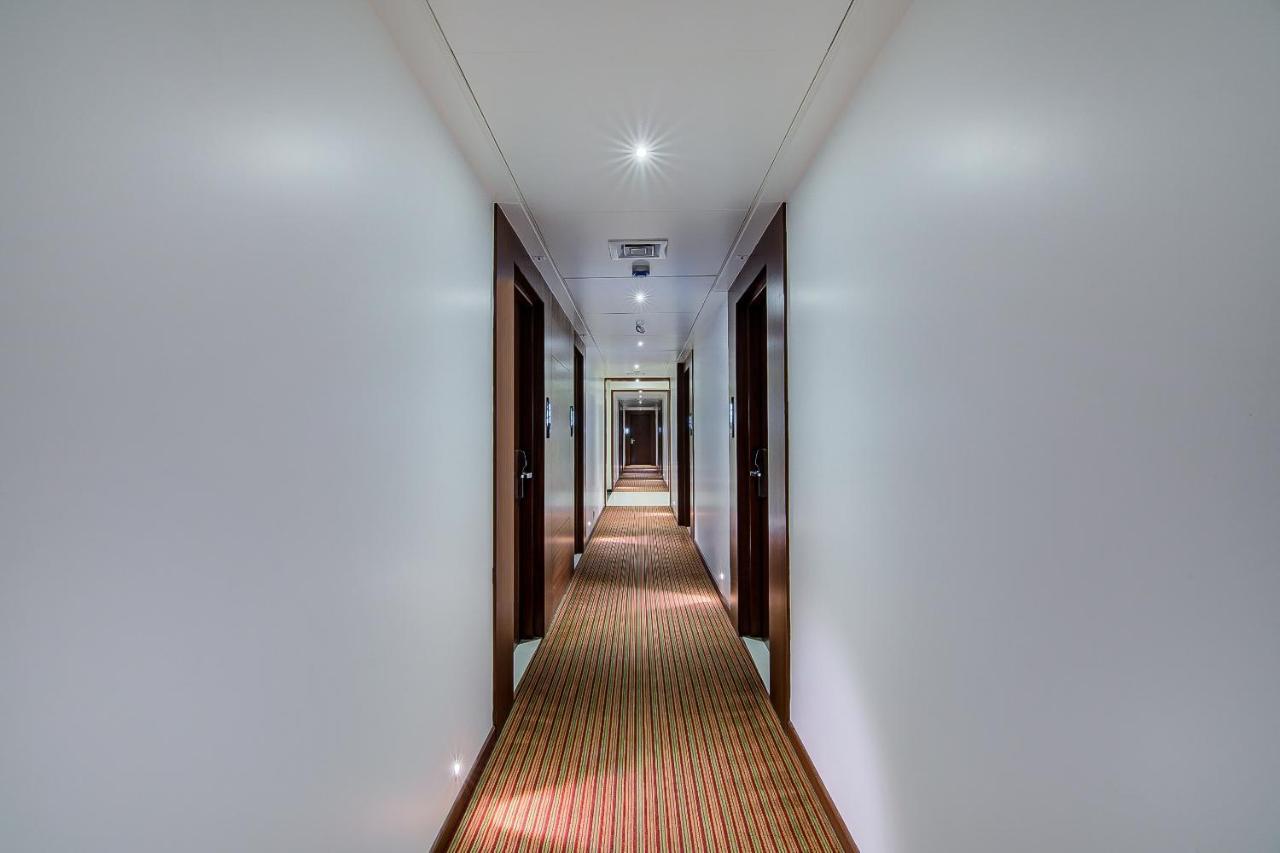 Hotel Collection O 30012 Near Malleswaram
