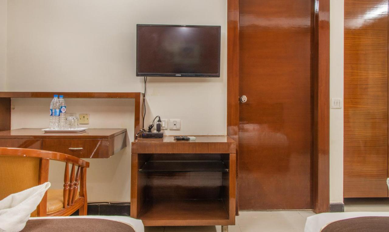 Hotel Omatra Infantry Road Bangalore